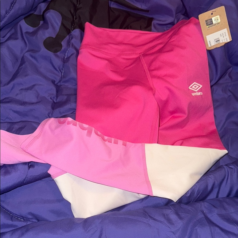 Umbro Pink Leggings with Color-Blocked Design